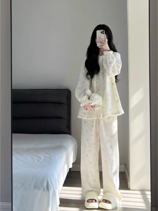 High-End Loungewear Set for Women Featuring Long-Sleeved Pajamas And Trousers, Suitable for Spring And Autumn, with a Round Neck Design And Available in Larger Sizes for Outdoor Wear