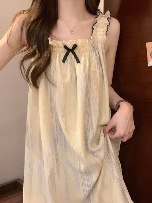 Women's Spring/Summer Thin Crinkle Fabric Sleeveless Nightgown with Padded Bra, Home Sleepwear