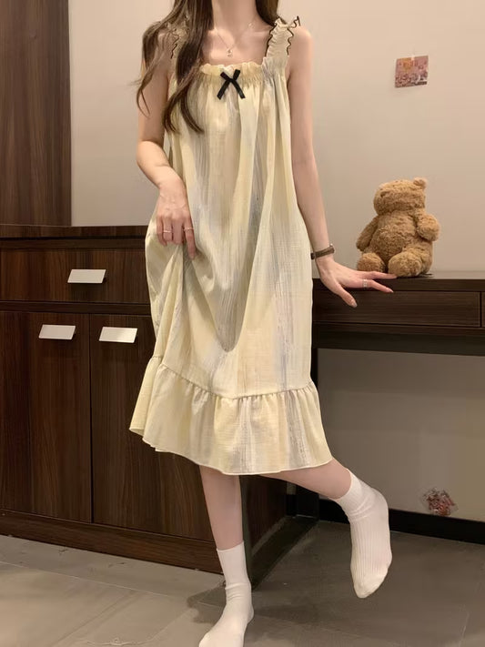 Women's Spring/Summer Thin Crinkle Fabric Sleeveless Nightgown with Padded Bra, Home Sleepwear