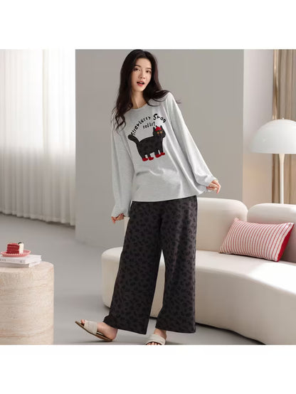 Women'S Pajamas Suitable for Spring And Fall, Featuring Long-Sleeved Pants with a Playful Autumn Design, Perfect for Wearing As a Cozy Home Outfit