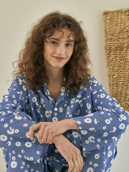 New Women's Pajama Set with Long Sleeves and Pants, Blue Daisy Print Casual Elegant Lounge Wear - Soft Comfortable Fabric